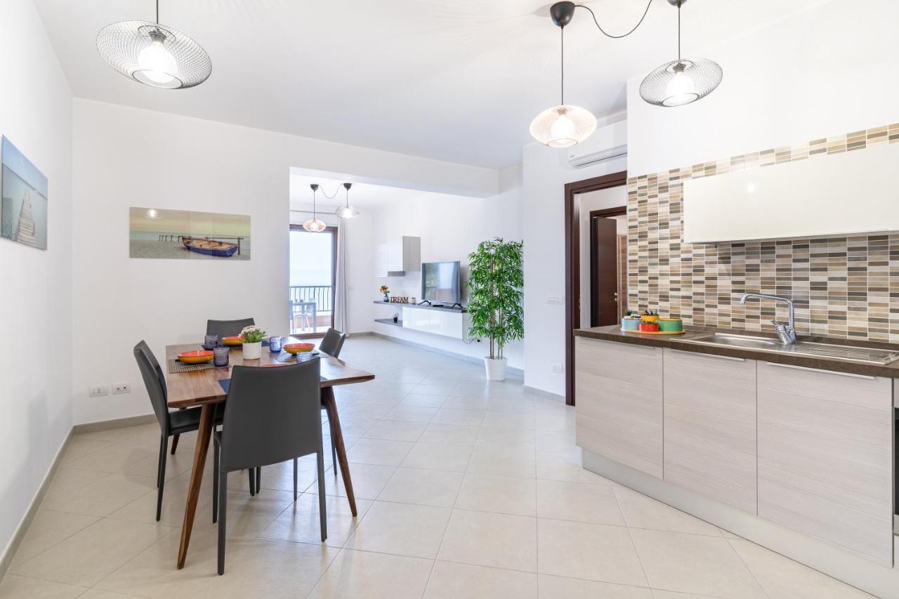 Calipso Big Apt With Sea View, Parking & Pool Taormina Esterno foto